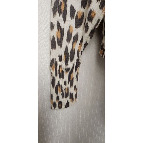 LOFT Leopard Print V-Neck Cardigan Sweater Women Color Cream/Gray Size Small - Picture 5 of 9